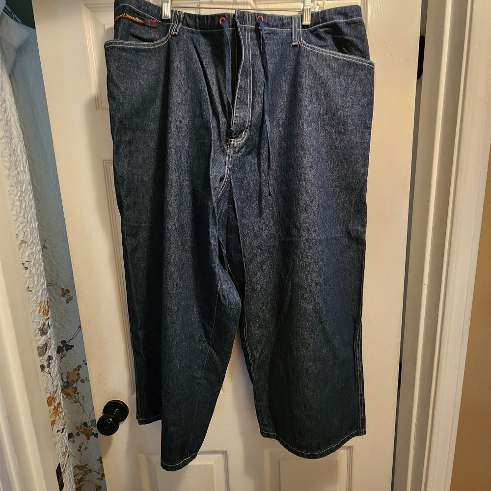 Plus Size Capris